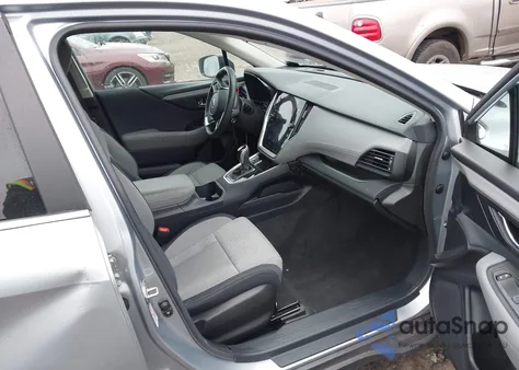 2020 Subaru Outback Premium из США, поврежденный, VIN 4S4BTACC1L3210407